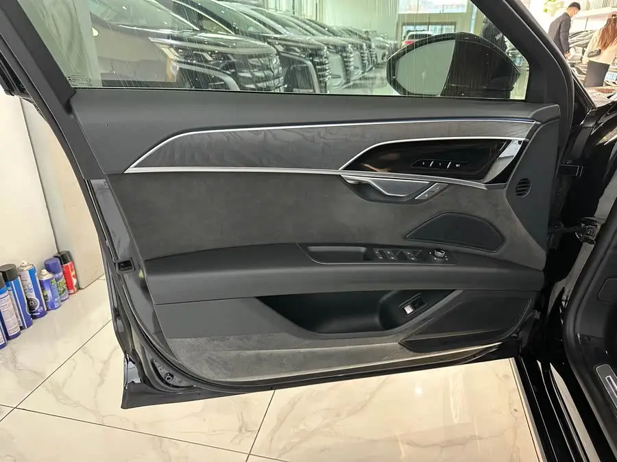 أودي A8 2022 A8L 50 TFSI كواترو إصدار الراحة