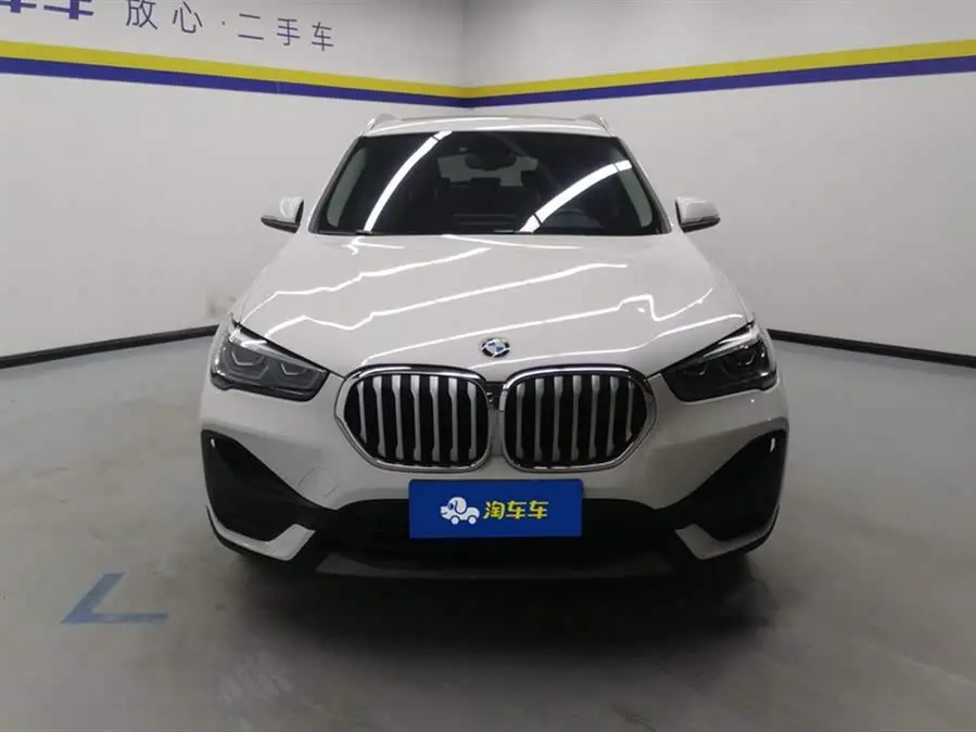 بي إم دبليو X1 2022 sDrive25Li النسخة الرائدة