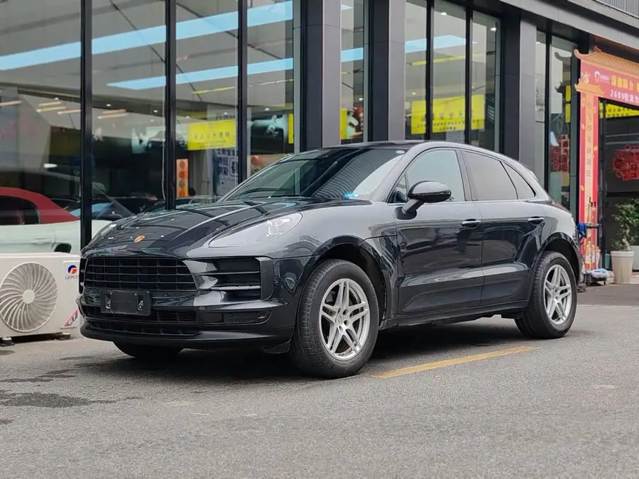 2021 Macan 2.0T