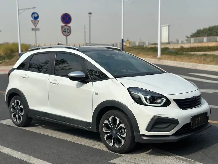 فيت 2021 1.5L CVT إصدار المد潮