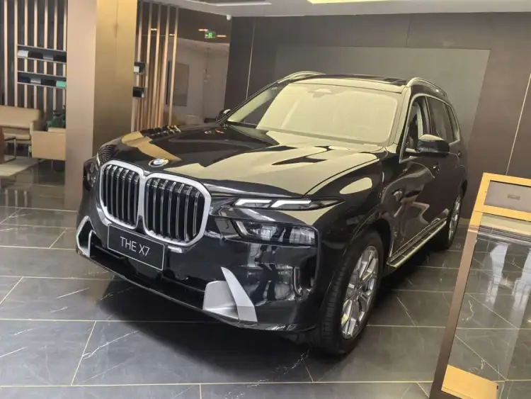 BMW X7 2024 xDrive40i M Sport Package
