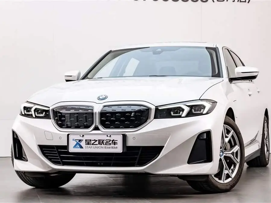 بي إم دبليو i3 2024 eDrive 35 L