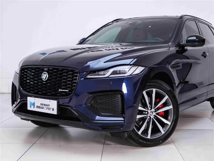 Jaguar F-PACE 2025 P250 R-Dynamic SE