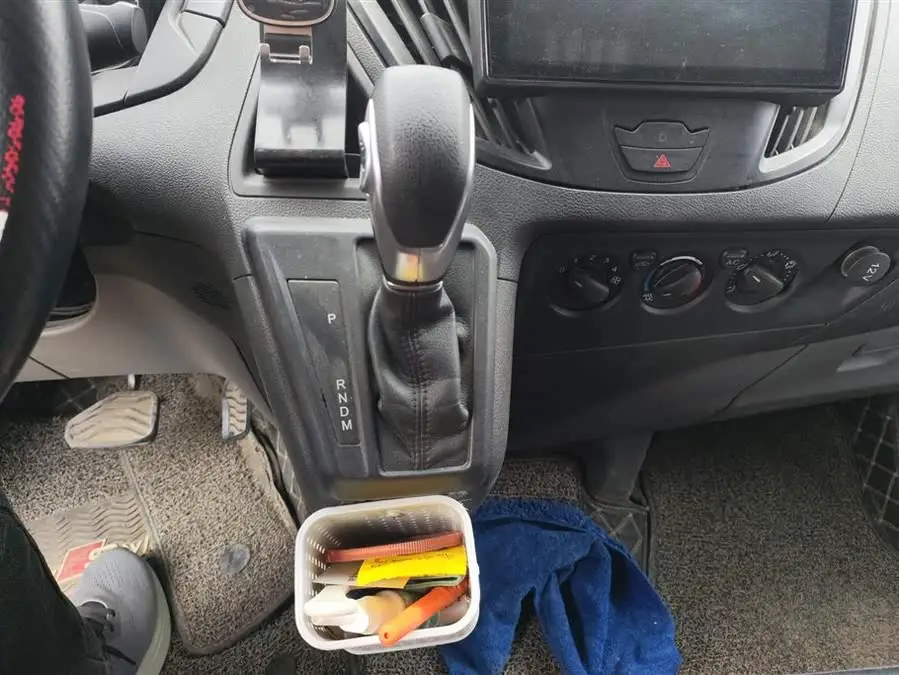 Ford Transit 2019 2.0T Gasoline Automatic Multi-Function Commercial Vehicle Mid-Axis Mid-Top 6-Seater National VI