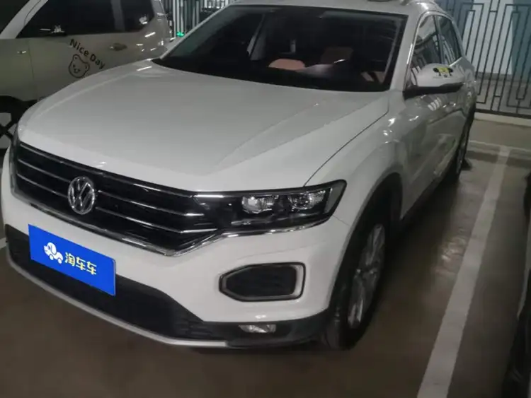 T-ROC 2020 230 TSI DSG Two-Wheel Drive Entry Model