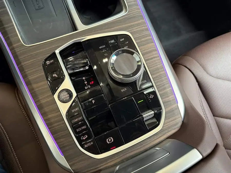 BMW X5 2023 xDrive 40Li Exclusive M Sport Night Package