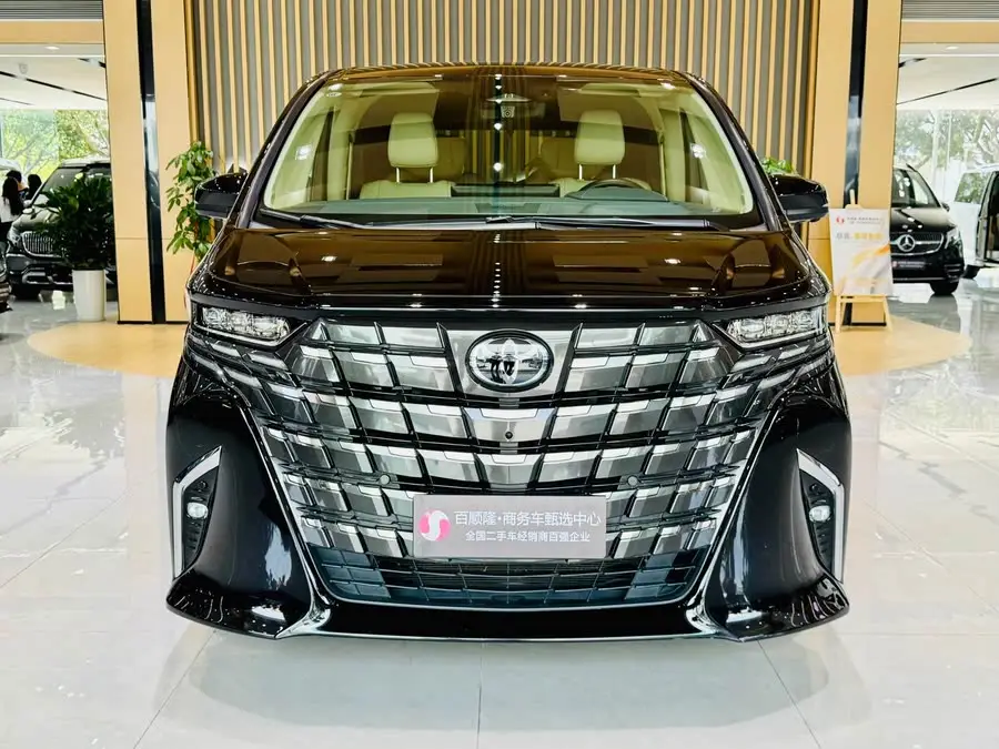 ألفارد 2024 مزدوج المحرك 2.5 لتر النسخة المتميزة