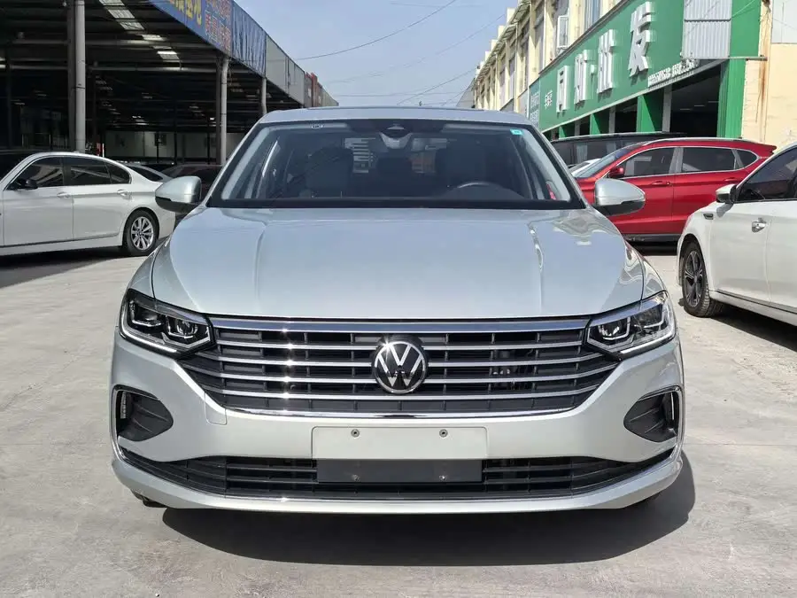 لافيدا 2023 موديل 300TSI DSG النسخة الكاملة