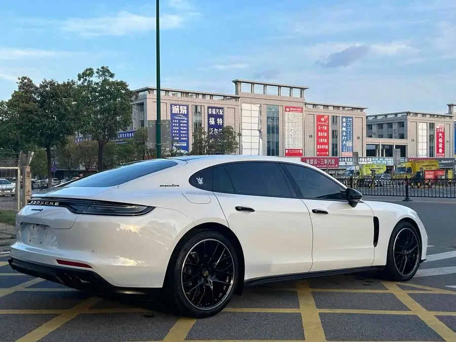 2023 Panamera Executive Long Version 2.9T
