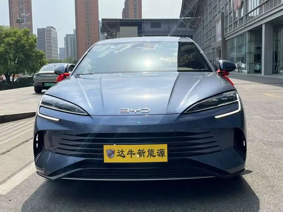 2024 Seals Glory Edition DM-i 1.5L 121km Deluxe Model