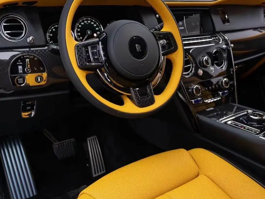 كولينان 2020 بلاك بادج