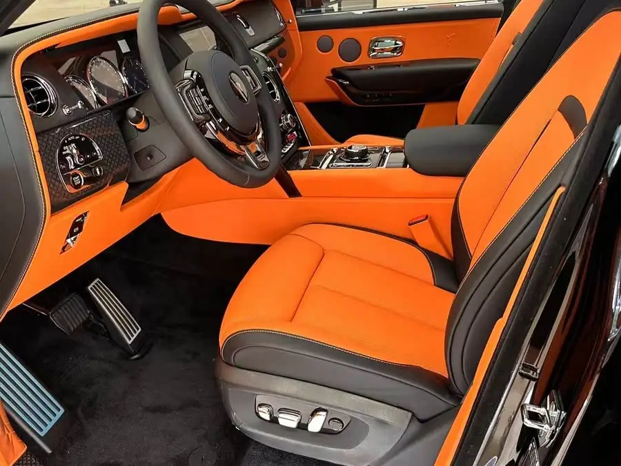 كولينان 2020 بلاك بادج