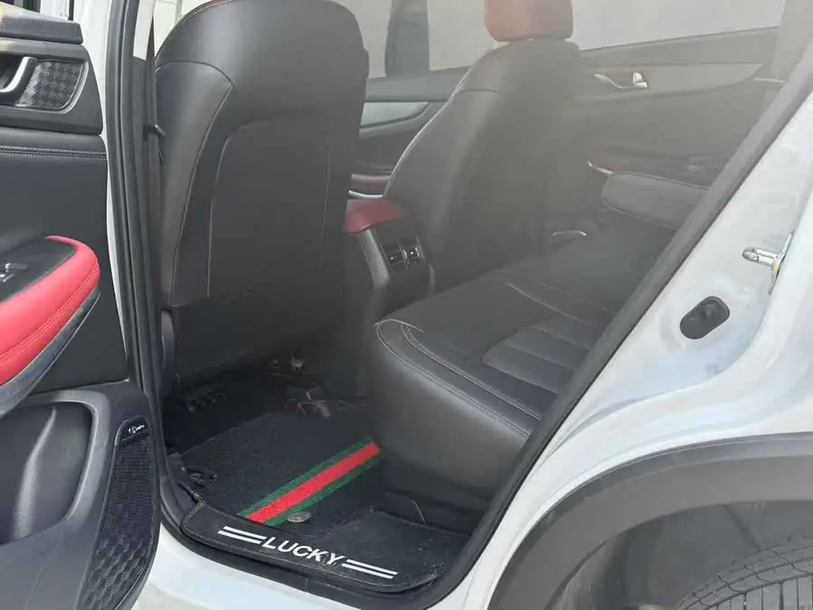 شانغهاي CS75 إصدار 2022 نسخة الحوت الأزرق 1.5T DCT الفاخرة