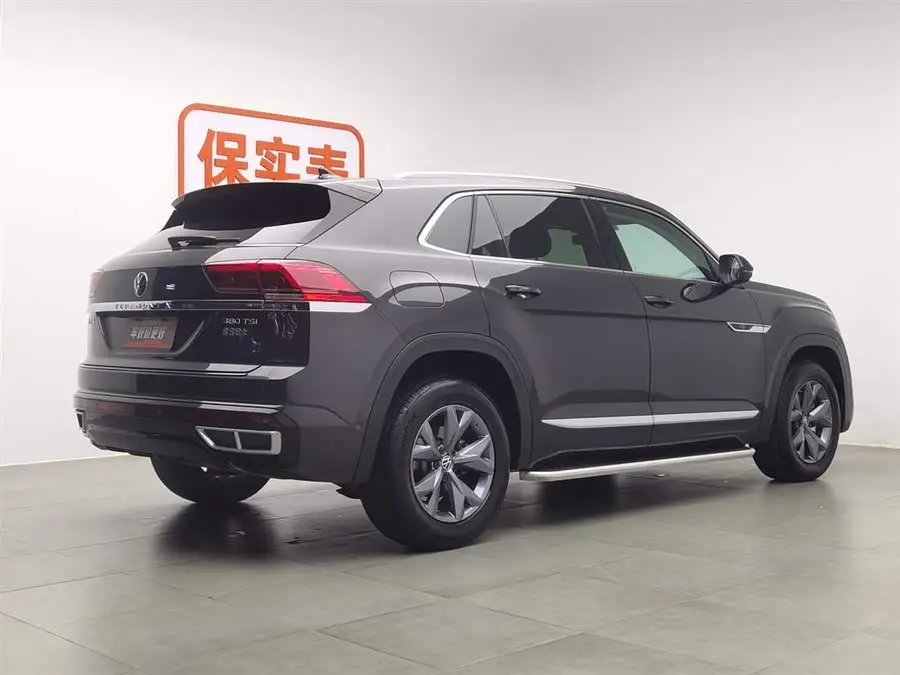 فولكس فاجن تيرامونت X 2022 طراز تيرامونت X 330 TSI النسخة الفاخرة ذات الدفع الثنائي