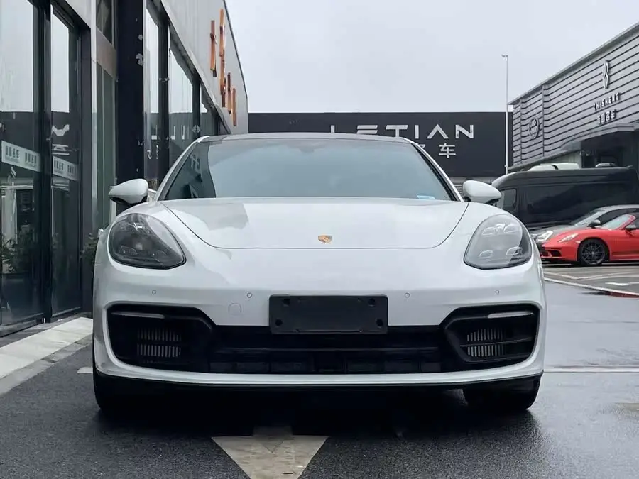 2023 Panamera 2.9T Platinum Edition