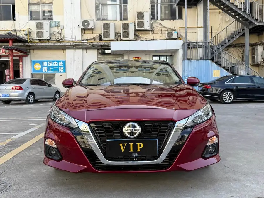 تينلاي 2021 2.0T XV AD1 نسخة الملاحة الذكية