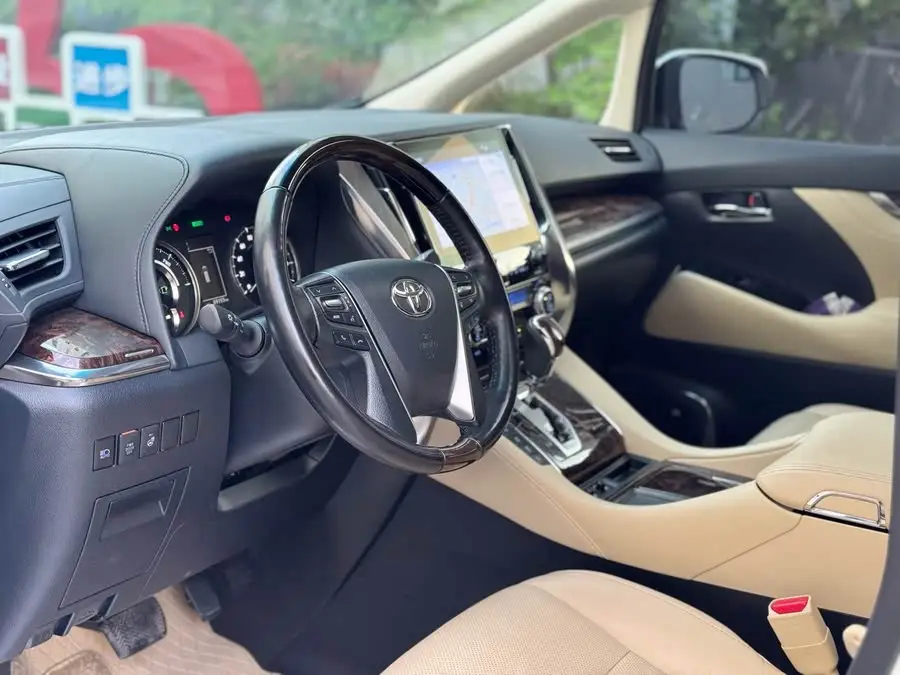 ألفارد 2021 طراز هجينة 2.5 لتر فاخرة