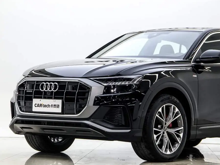 أودي Q8 2023 55 TFSI إصدار الأداء