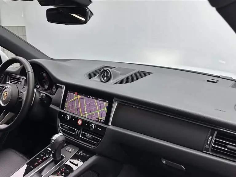 2023 Macan Macan 2.0T