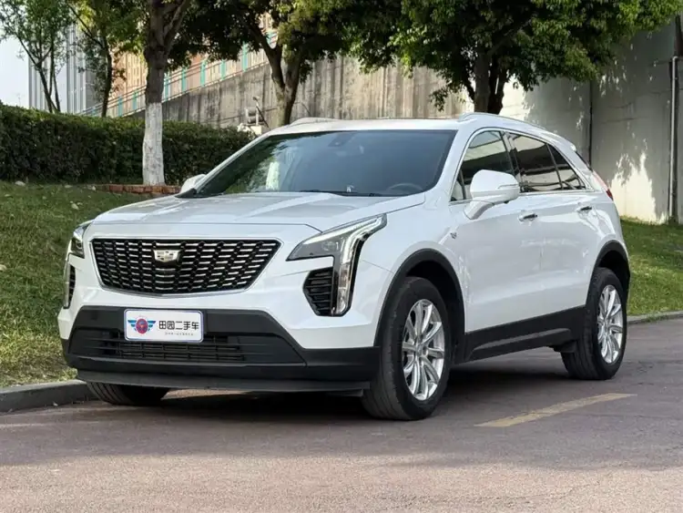 Cadillac XT4 2022 28T FWD Luxury