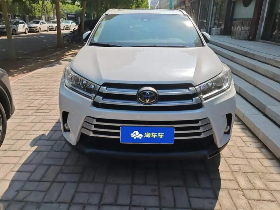 هايلاندر 2021 2.0T الدفع الرباعي الفاخر 7 مقاعد