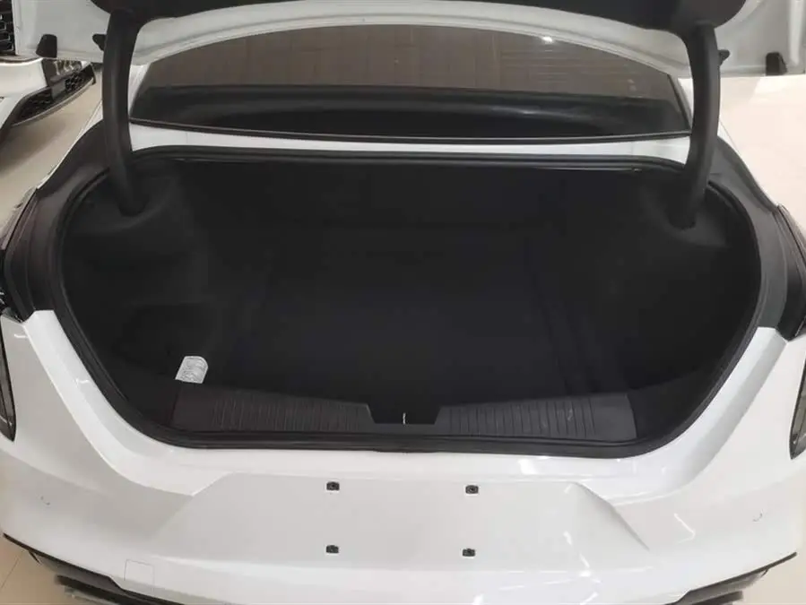 كاديلاك CT4 2020 طراز 28T الأنيق