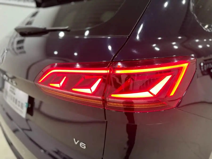 Touareg 2021 3.0 TSI R-Line Black Sport Package