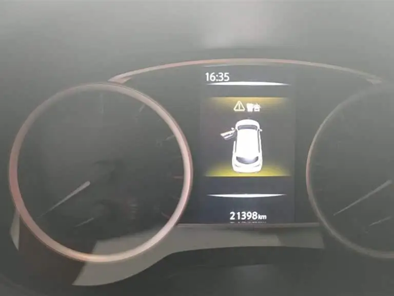 نيسان تييدا 2021 1.6 لتر CVT الذكي