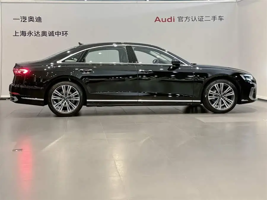 أودي A8 طراز 2025 A8L 45 TFSI كواترو فاخرة