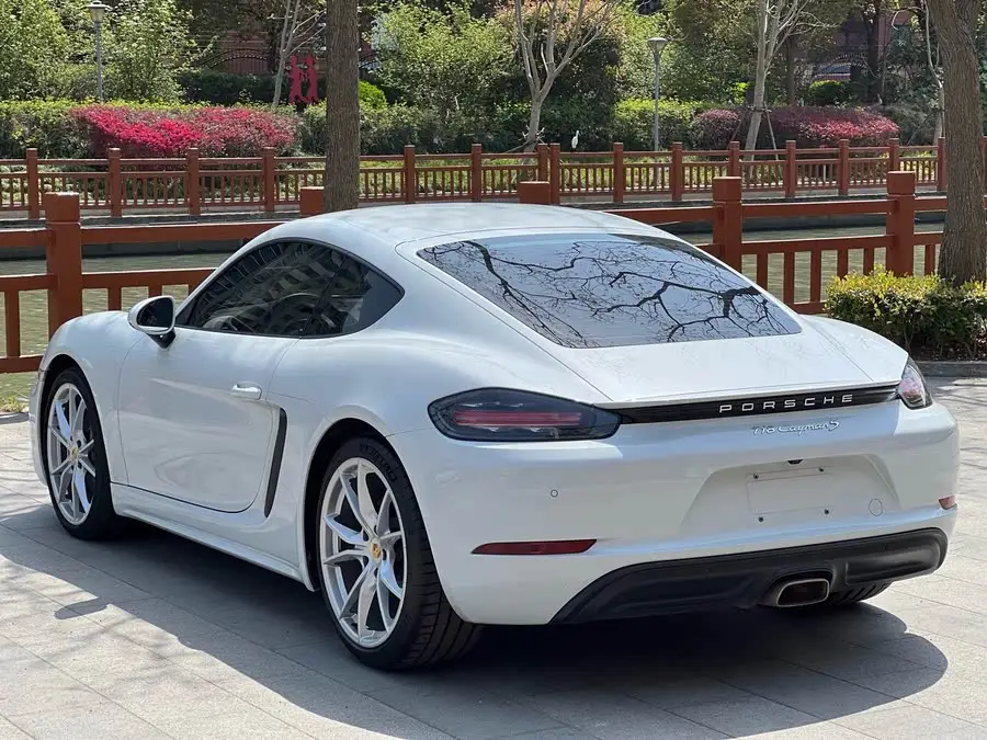 Porsche 718 2020 Cayman 2.0T