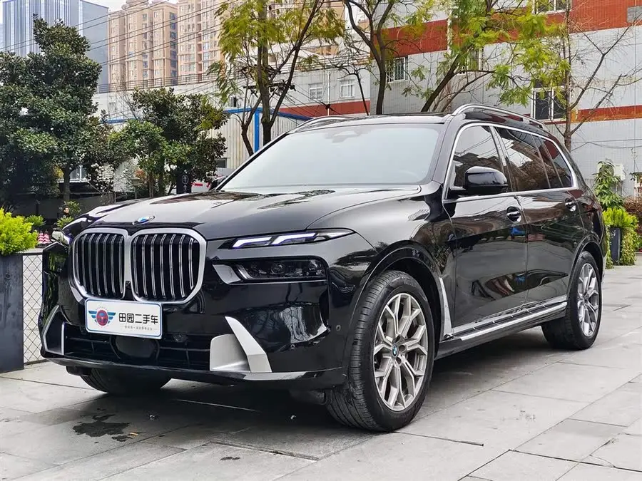 بي إم دبليو X7 2022 xDrive40i حزمة فاخرة