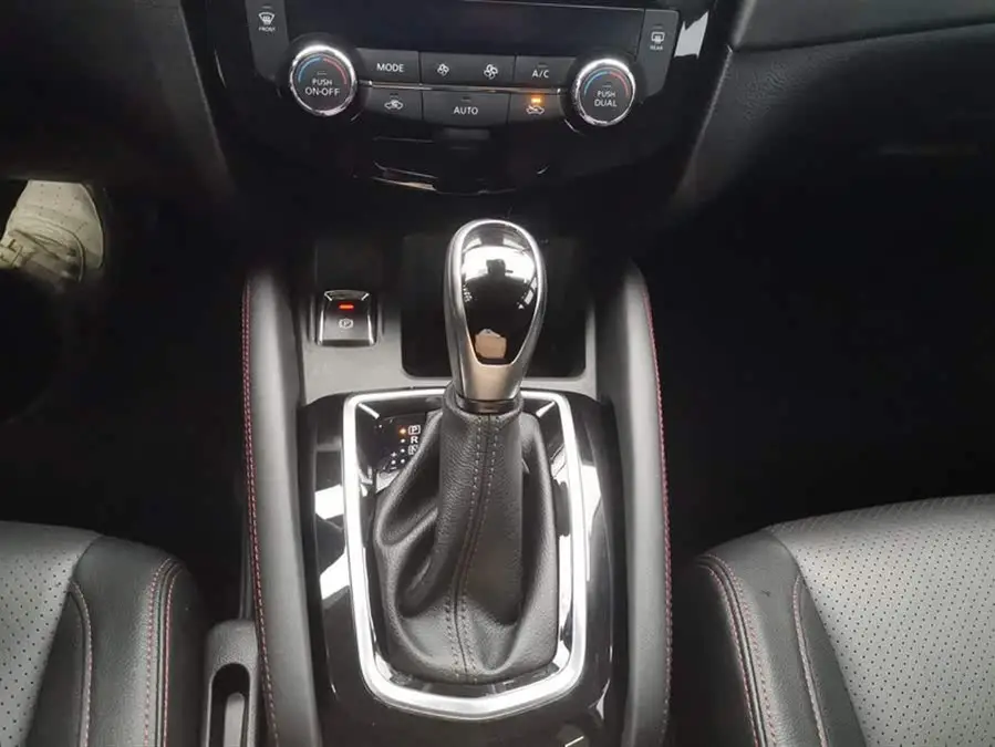 نيسان قشقاي 2022 2.0 لتر CVT XV بريميوم