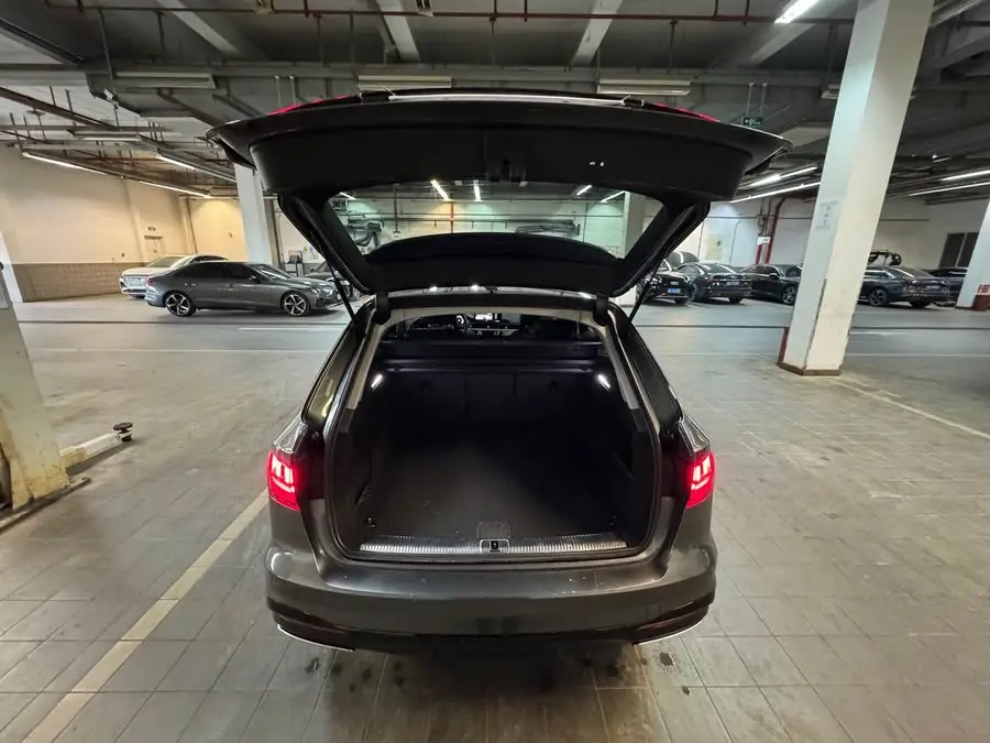 Audi A4 (Imported) 2023 Avant 40 TFSI Fashion Dynamic Type