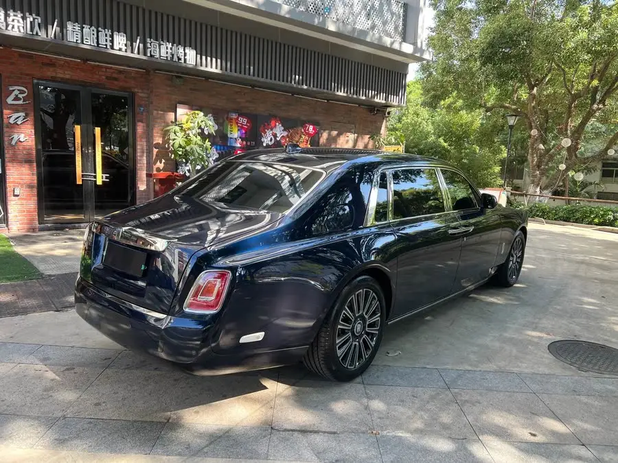 Phantom 2018 6.7T Long Wheelbase