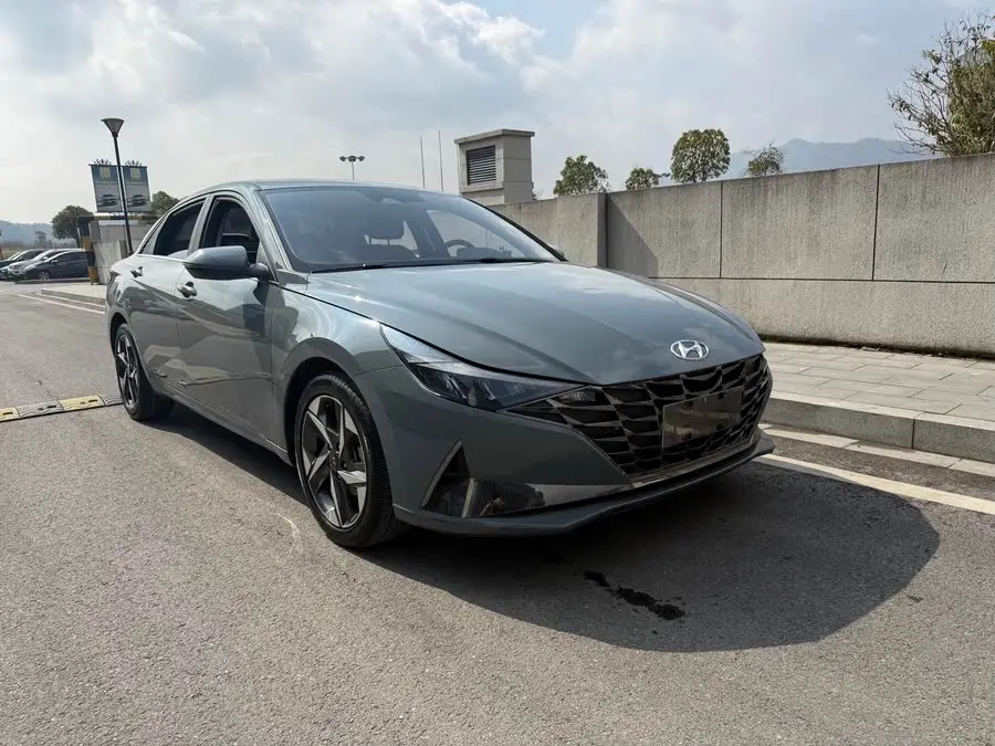 إيلانtra 2021 1.5L CVT LUX النسخة المميزة