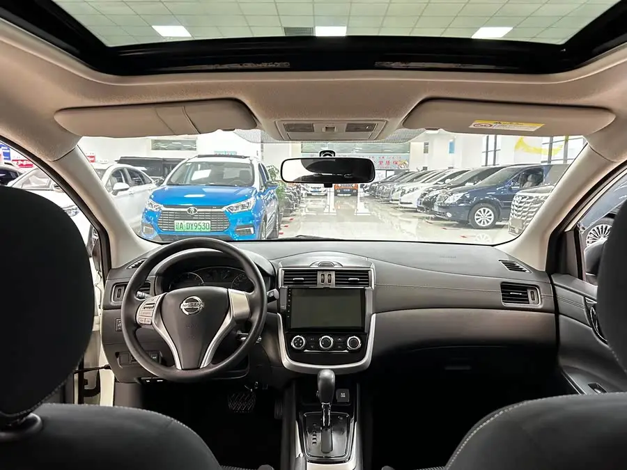 2020 نيسان تييدا 1.6 لتر CVT إصدار كول