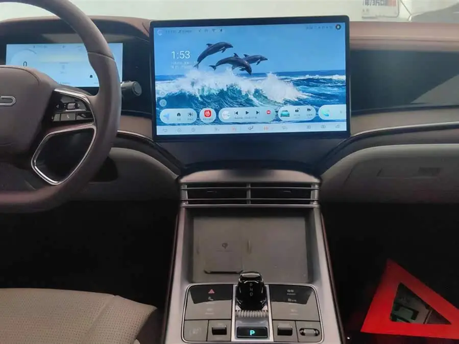 ختم 2023 DM-i 1.5L 121 كم المتميز