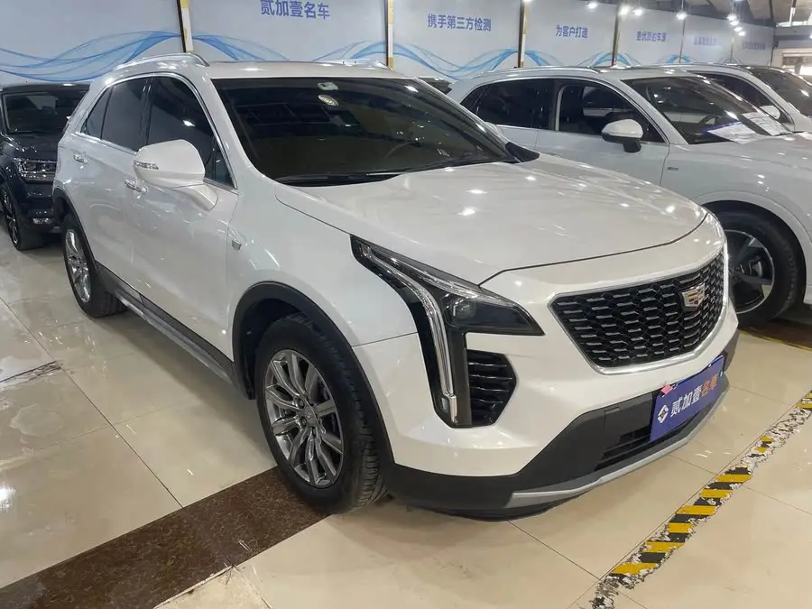 Cadillac XT4 2022 28T Luxury FWD