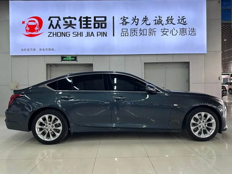 Cadillac CT5 2022 28T Luxury (Standard Edition)