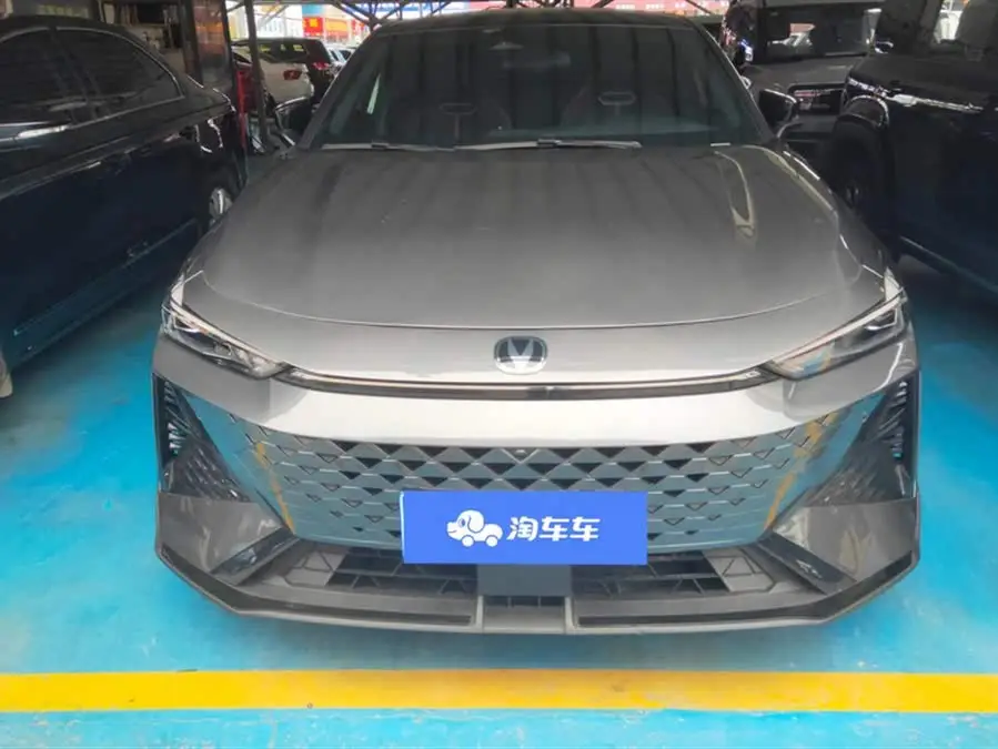 Changan UNI-V 2024 1.5T Premium Sport Edition