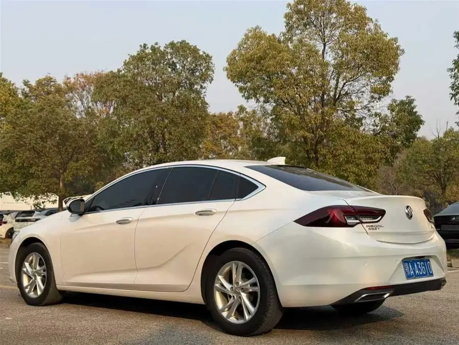 بويك ريجال 2021 552T النخبة