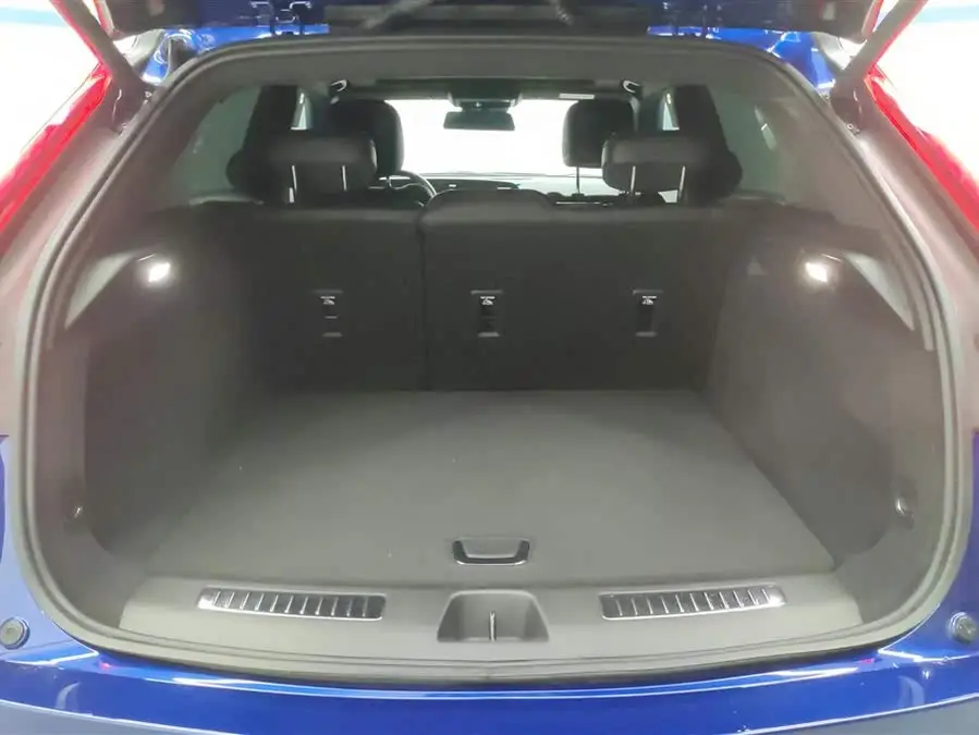 Cadillac XT4 2024 28T Luxury FWD