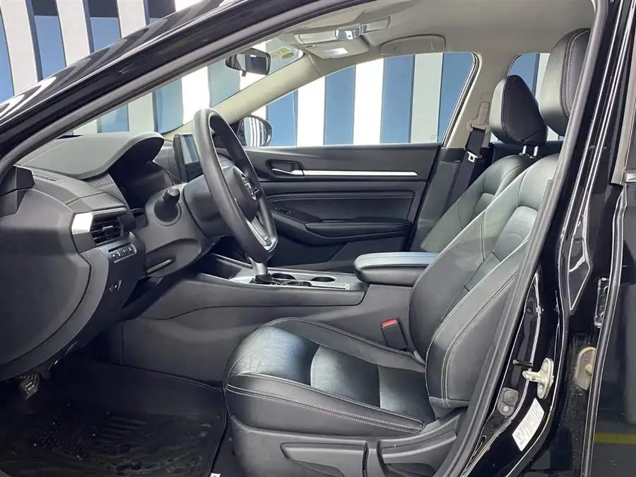 تينّا ٢٠٢١ فئة ٢.٠ لتر XE الحصرية