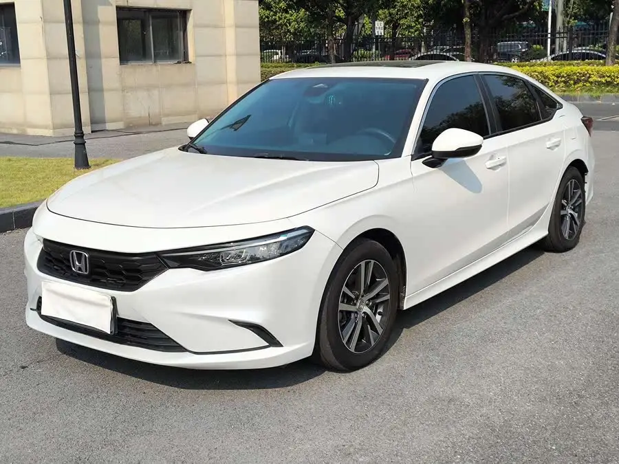 طراز إكسينغ 2022 240TURBO CVT إصدار تكنولوجي