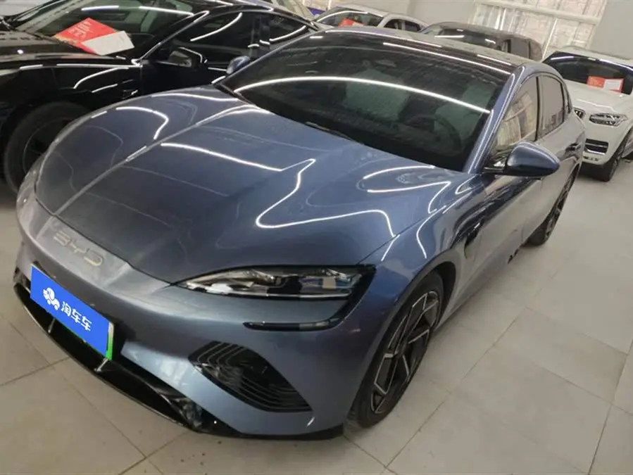 ختم 2022 نموذج 650 كم دفع رباعي أداء