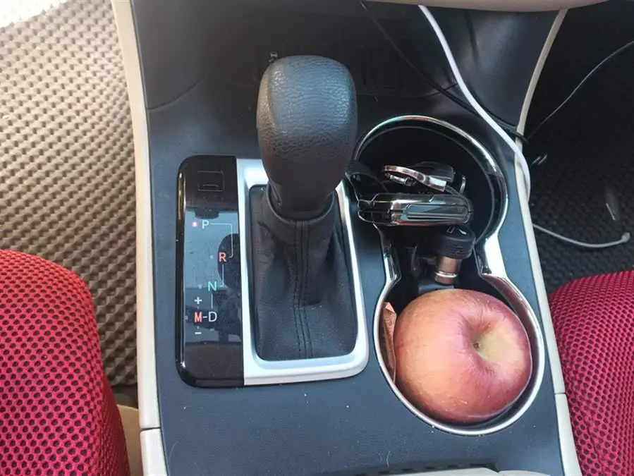 هايلاندر 2021 2.0T النسخة النخبوية ذات الدفع الثنائي 7 مقاعد