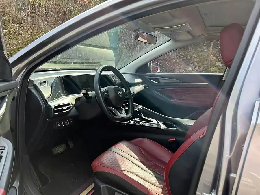 يدونغ 2021 بلس بلو ويل NE 1.4T GDI DCT بريميوم