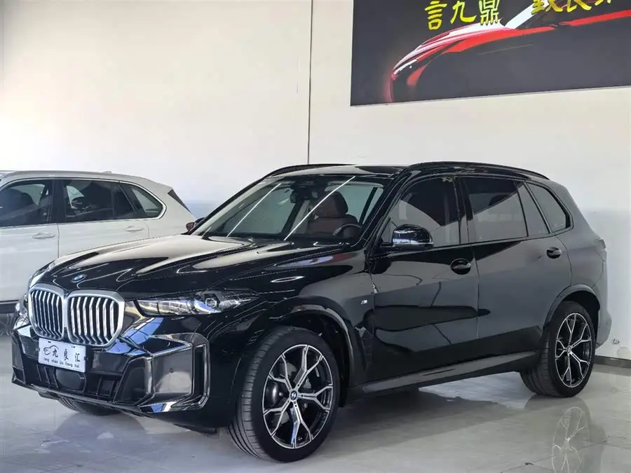 بي إم دبليو X5 2023 xDrive 30Li الفئة الفاخرة M حزمة الليل الرياضية