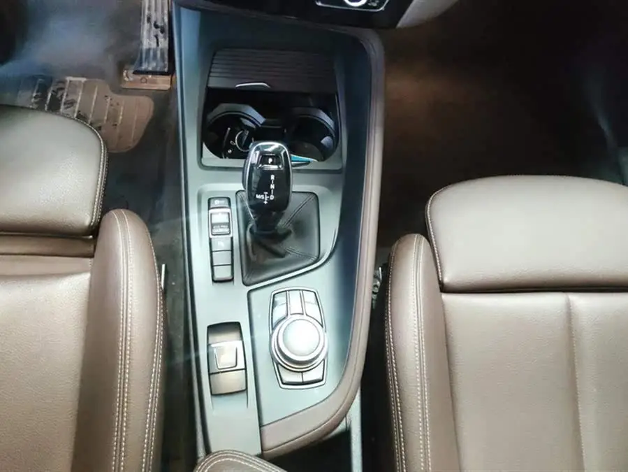 BMW X1 2021 Facelift sDrive25Li Leading Edition