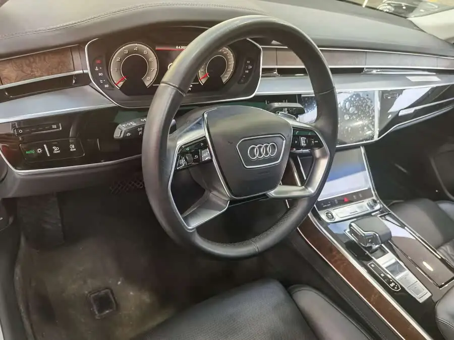 أودي A8 2023 A8L 50 TFSI كواترو برايم